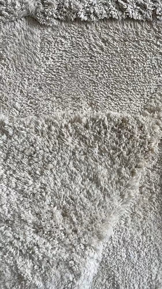 Tapis à reliefs · détail des fibres après nettoyage